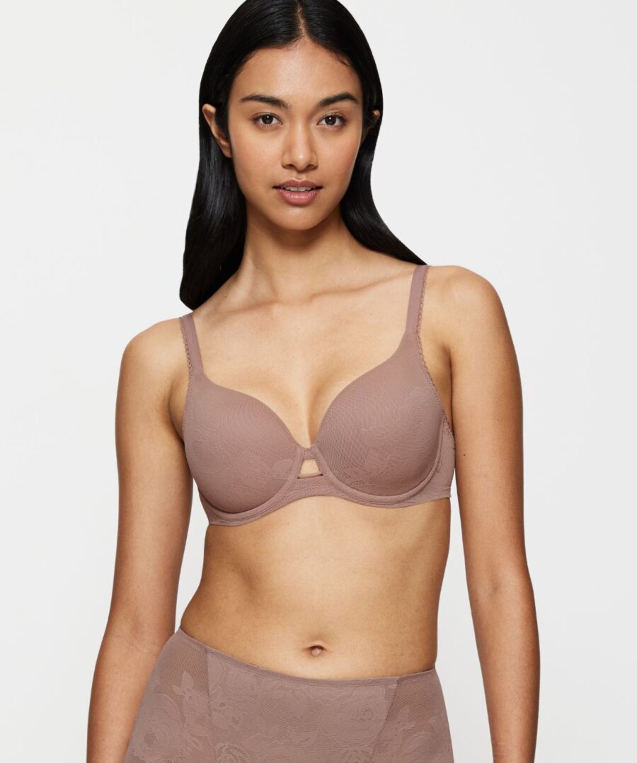 חזיית תחרה מחטבת עם ברזלים