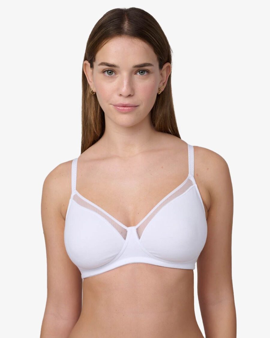 חזייה ללא ריפוד וללא ברזל