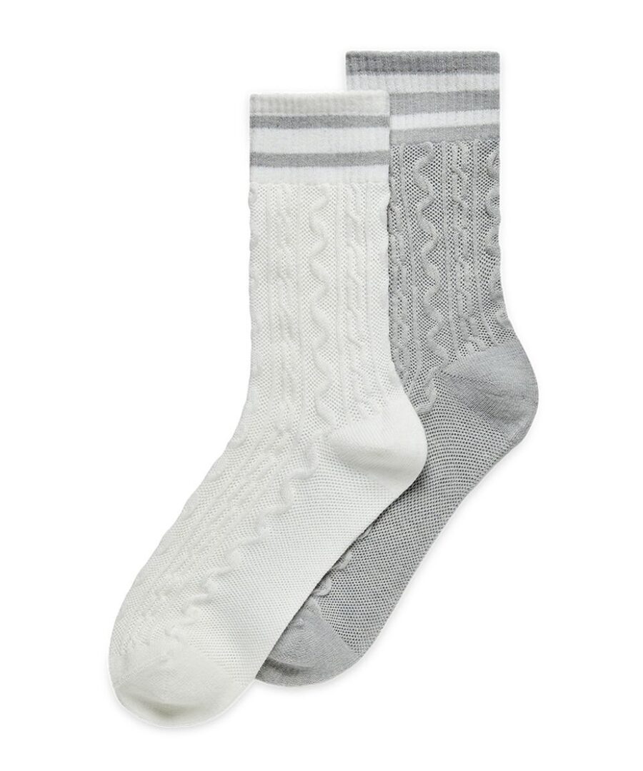 מארז 2 זוגות גרבי נשים בעיצוב צפוף וחצי שקוף