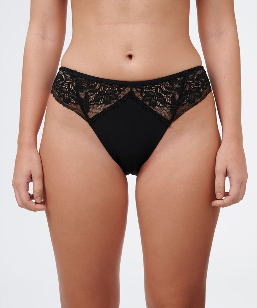 תחתוני ביקיני מתחרה בגזרה גבוהה