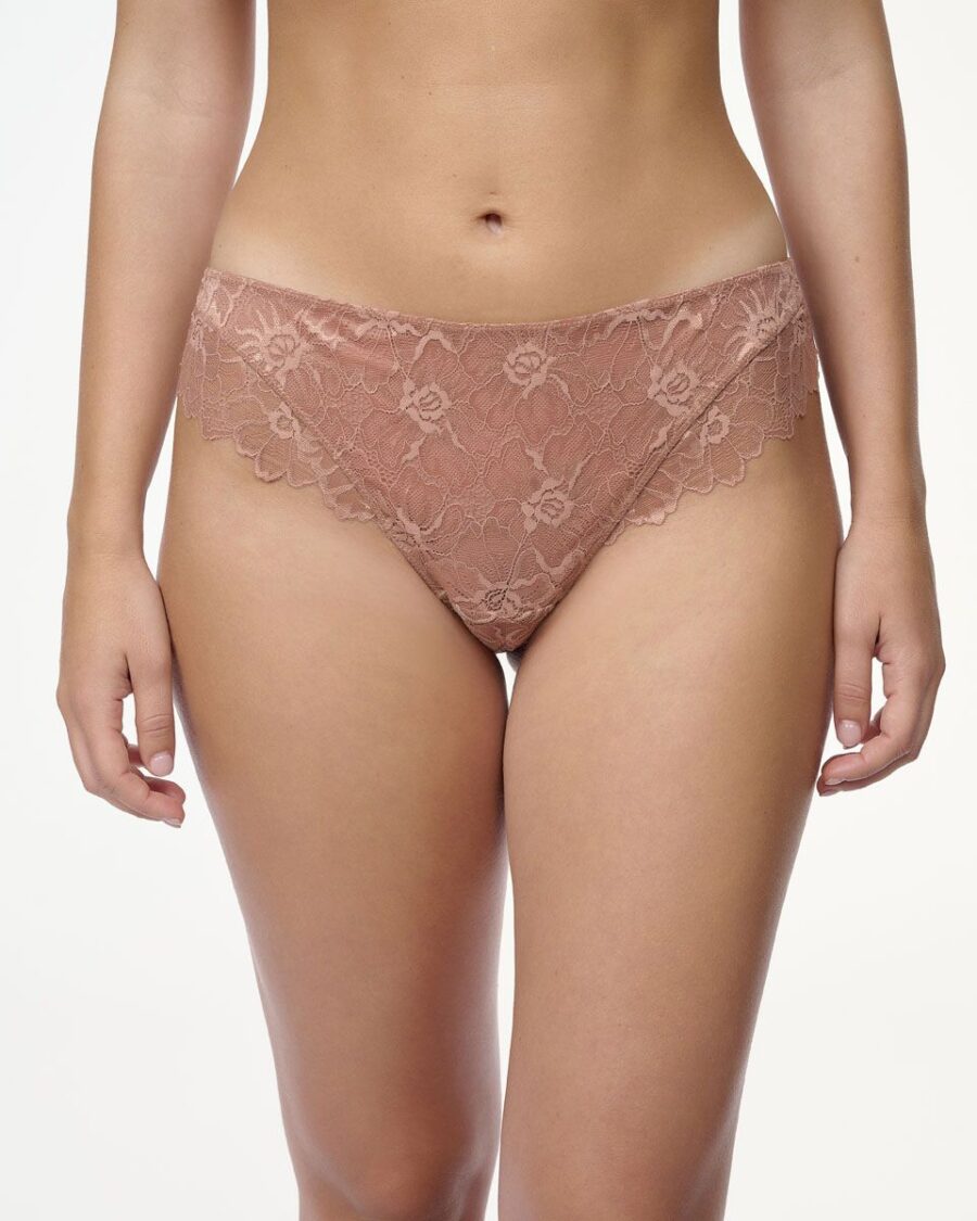 תחתוני חוטיני תחרה