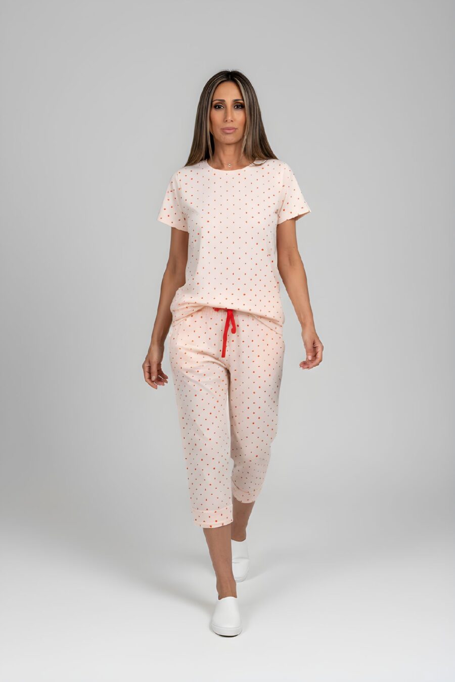 פיג'מה קצרה בהדפס לבבות